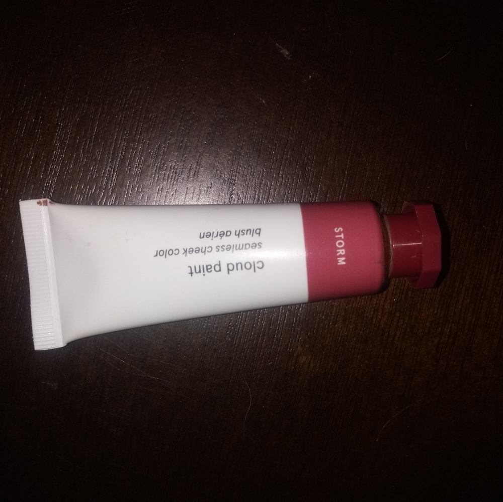 Glossier cloud paint